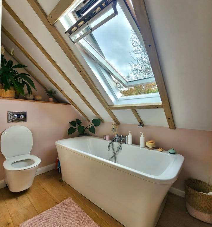 Bathroom decorated by Taskers Co.